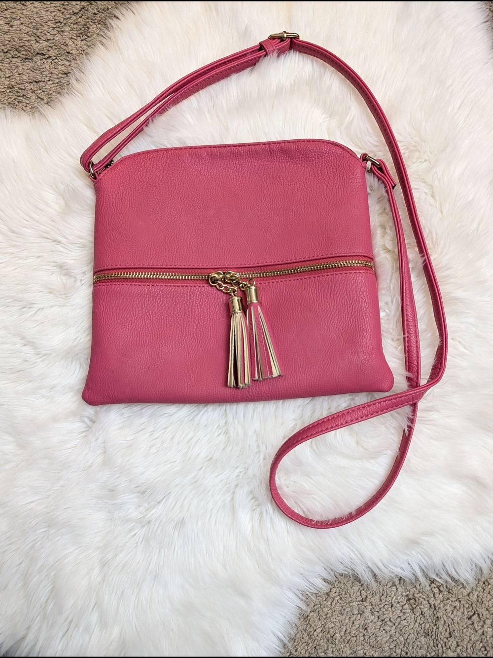 Bright Pink Tassel Crossbody Bag With Gold Hardware - Picture 2 of 9